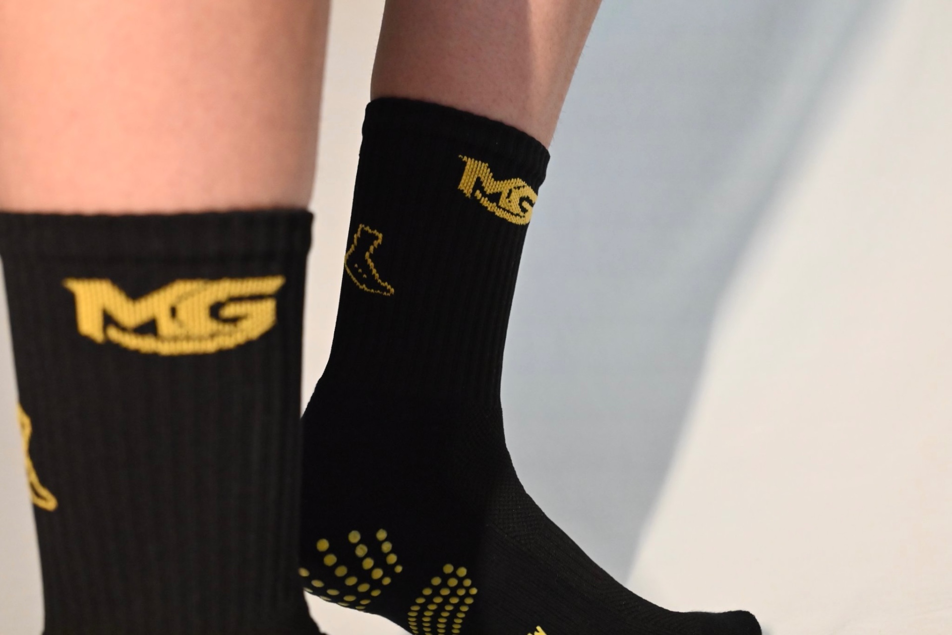 Bas MoveGrip Performance porté sur la jambe